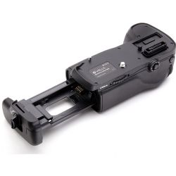 Precision BG-N10 Battery Grip for Nikon D600 & D610